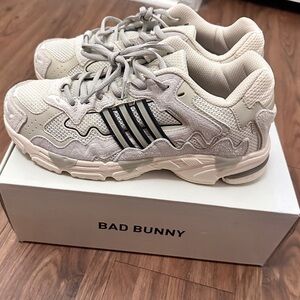 Bad bunny Response size 9